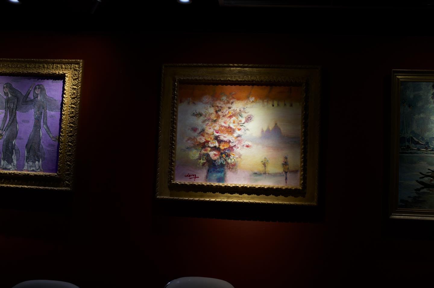 JEAN VOLANG (1921–2005) – SẮC HOA VÀ HÌNH BÓNG THIẾU NỮ TRONG MỘT KHÔNG GIAN Á ĐÔNG RỰC RỠ