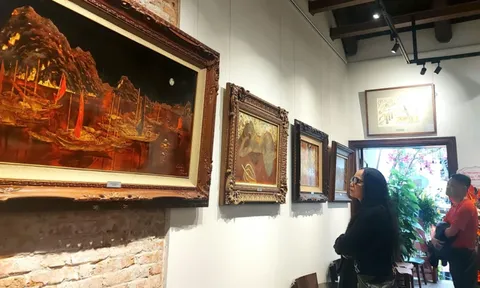 Trưng bày bộ sưu tập tranh đặc biệt tại triển lãm “Sắc xuân Hà thành”