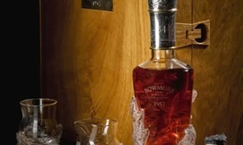 BOWMORE 1957 – BIỂU TƯỢNG CỦA QUYỀN LỰC VÀ KIỆT TÁC NGHỆ THUẬT