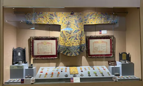 KHAI MẠC TRƯNG BÀY CHUYÊN ĐỀ "TINH HOA VẬT XỨ ĐÔNG"