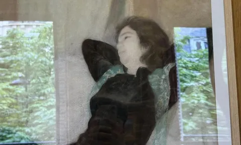 BÚT PHÁP PASTEL HUYỀN ẢO CỦA TRẦN ĐÔNG LƯƠNG TỎA SÁNG TẠI PARIS