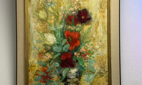 LÊ PHỔ “HOA TULIP ” ĐẤU GIÁ THÀNH CÔNG TẠI PARIS