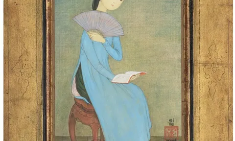 MAI TRUNG THỨ “TUNIQUE BLEUE”: LẶNG THẦM VẺ ĐẸP MỘT THỜI