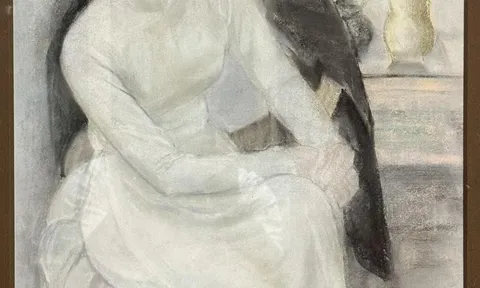 TRẦN ĐÔNG LƯƠNG – CHÂN DUNG THIẾU NỮ TRONG KHÔNG GIAN TĨNH