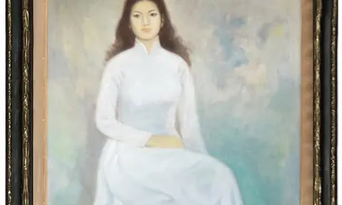 HỒ QUẢNG: VẺ ĐẸP CỦA THIẾU NỮ ÁO DÀI