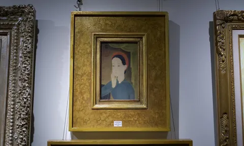 Cận cảnh dần các tác phẩm tiêu biểu trong triển lãm “Âm vang một thế kỷ Nghệ thuật Việt Nam”