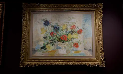 LÊ PHỔ – TĨNH VẬT HOA Giai đoạn Romanet Sơn dầu trên lụa bồi Kích thước: 70 × 100 cm