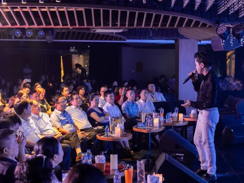 Gần 1 tỷ đồng được quyên góp trong đêm nhạc “Cùng em đến trường”