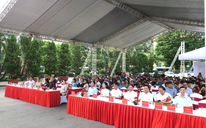 Khai mạc triển lãm Mỹ thuật khu vực II Đồng bằng sông Hồng lần thứ 29 năm 2024 tại thành phố Hải Phòng