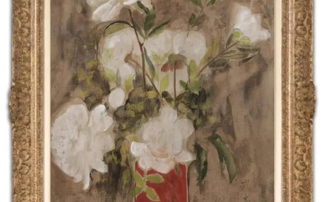 Hoa mẫu đơn trắng của Vũ Cao Đàm tỏa sáng tại Paris